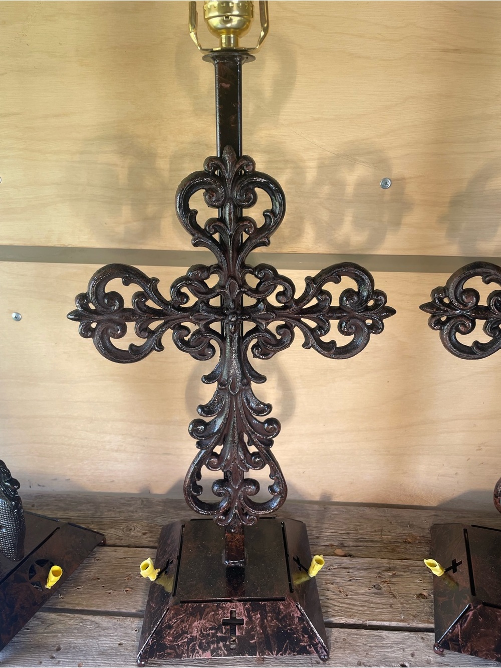 Hand made Iron Filigree Cross Table Lamp